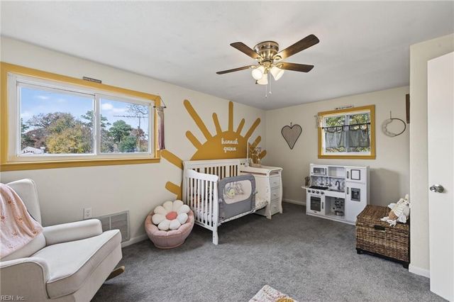 408 Coconut LN, Virginia Beach, VA 23452