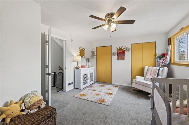 408 Coconut LN, Virginia Beach, VA 23452