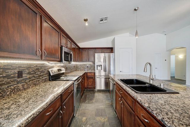 26024 N 41ST Avenue, Phoenix, AZ 85083