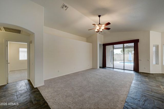 26024 N 41ST Avenue, Phoenix, AZ 85083