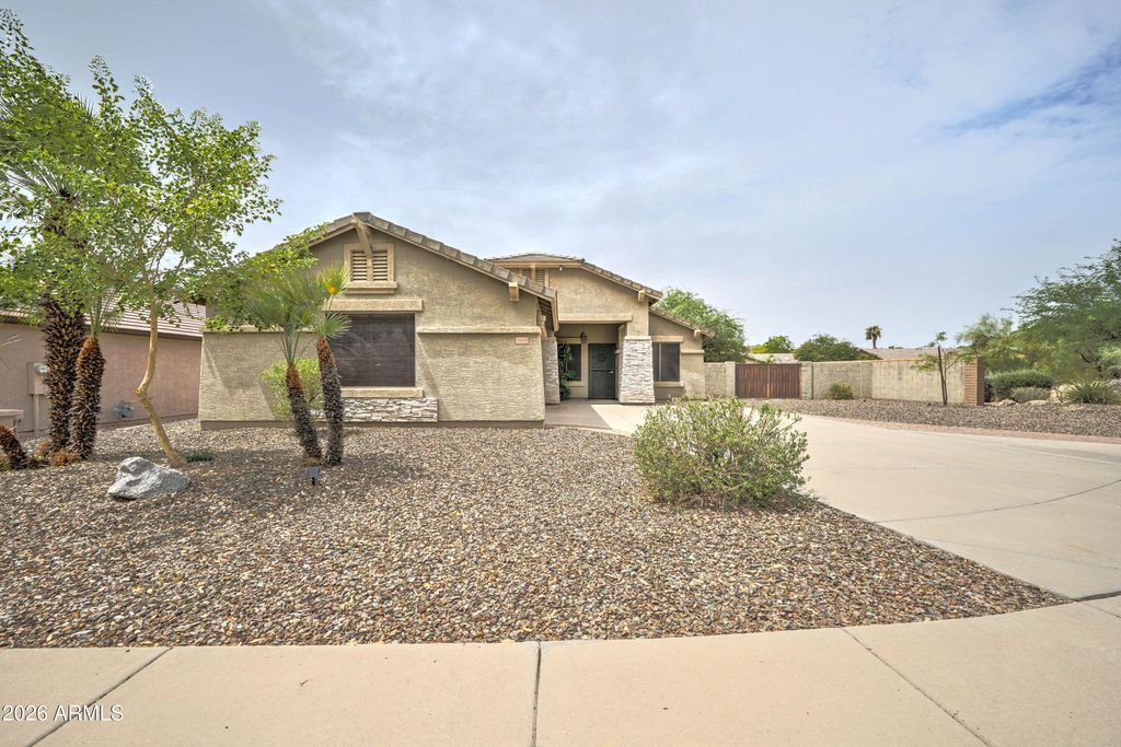 26024 N 41ST Avenue, Phoenix, AZ 85083