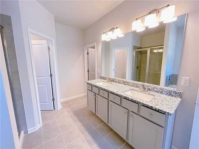 2586 Mills Commons Drive, Decatur, GA 30034
