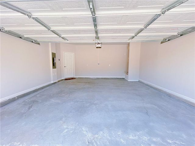2586 Mills Commons Drive, Decatur, GA 30034