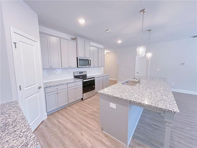 2586 Mills Commons Drive, Decatur, GA 30034