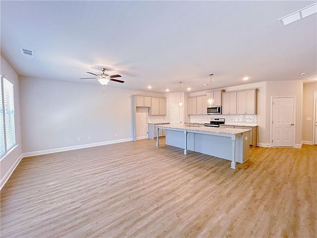 2586 Mills Commons Drive, Decatur, GA 30034