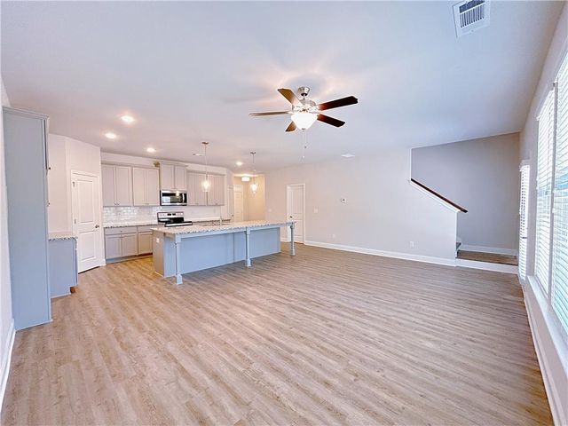 2586 Mills Commons Drive, Decatur, GA 30034