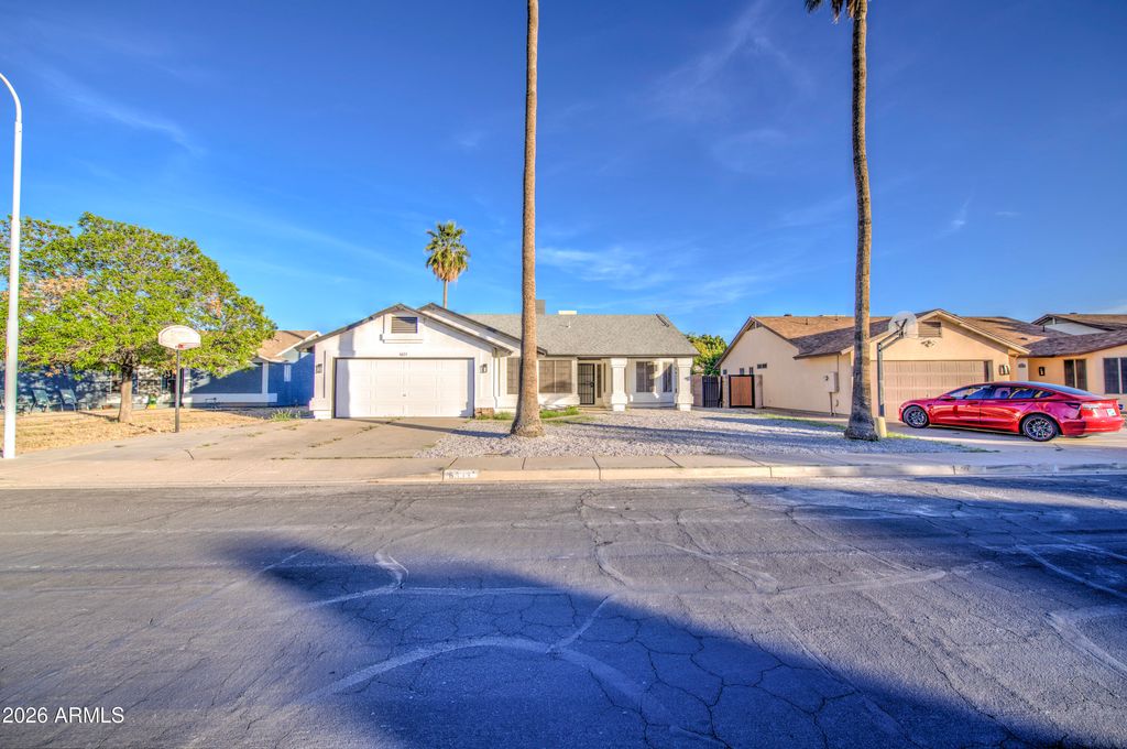 6631 N 85TH Avenue, Glendale, AZ 85305 — photo 3