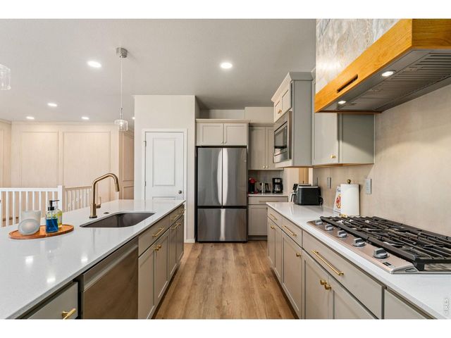 5018 Leopold Ln, Timnath, CO 80547