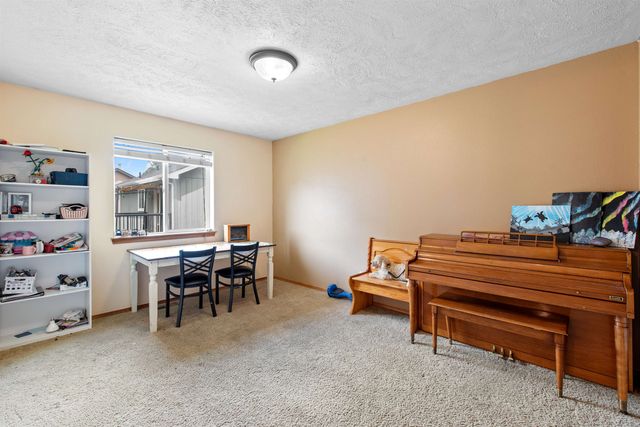 14309 E 25th Ln, Spokane Valley, WA 99037