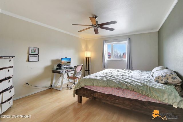 2940 Sun Spot Circle, Anchorage, AK 99507