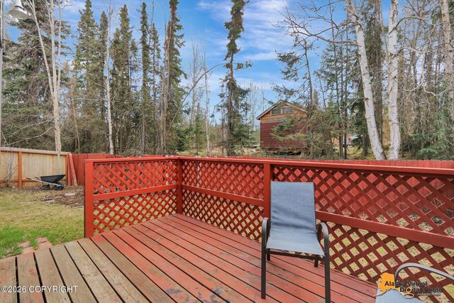 2940 Sun Spot Circle, Anchorage, AK 99507