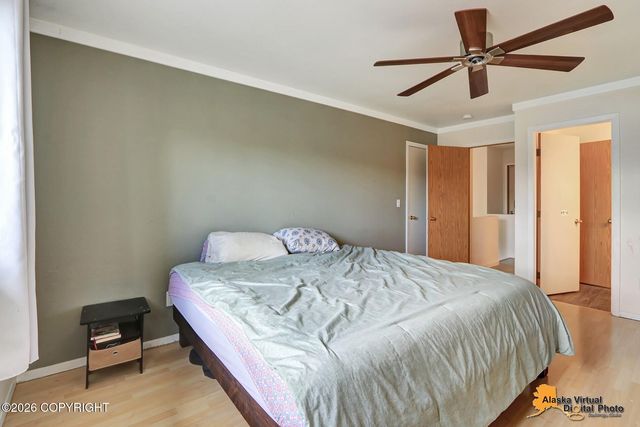 2940 Sun Spot Circle, Anchorage, AK 99507