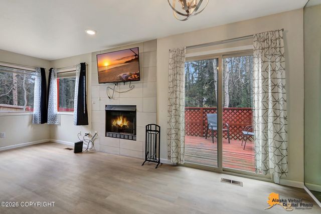 2940 Sun Spot Circle, Anchorage, AK 99507