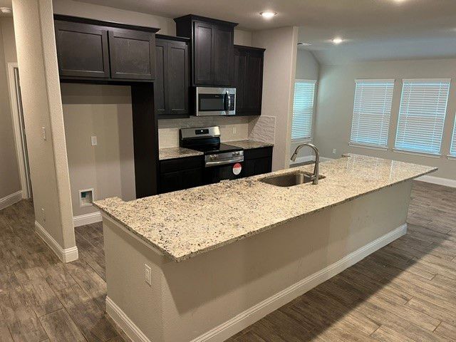 305 W Houston Street, Leonard, TX 75452