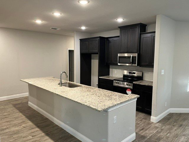 305 W Houston Street, Leonard, TX 75452