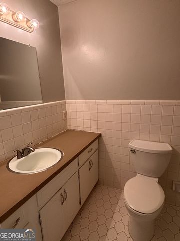 1414 Honeysuckle Drive NW, Conyers, GA 30012