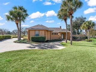 1412 MEADOW VIEW WAY, Lady Lake, FL 32159