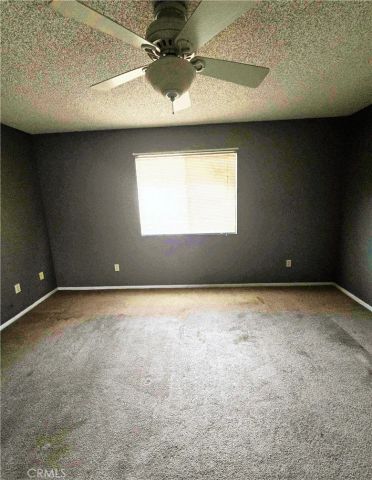 22684 Powhatan, Apple Valley, CA 92308