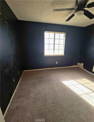 22684 Powhatan, Apple Valley, CA 92308