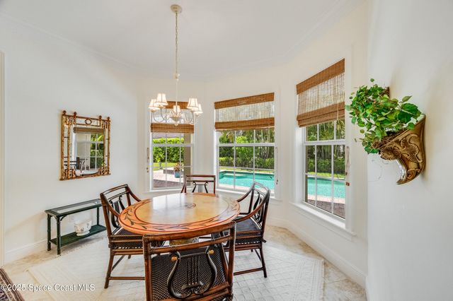 409 S Palm Island Circle, Indian River Shores, FL 32963