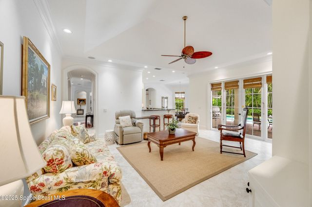 409 S Palm Island Circle, Indian River Shores, FL 32963