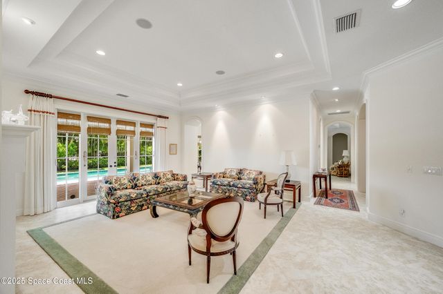 409 S Palm Island Circle, Indian River Shores, FL 32963