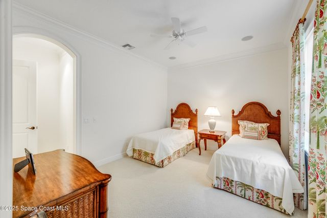 409 S Palm Island Circle, Indian River Shores, FL 32963