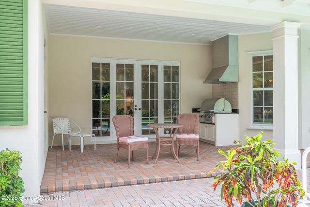 409 S Palm Island Circle, Indian River Shores, FL 32963