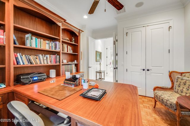 409 S Palm Island Circle, Indian River Shores, FL 32963