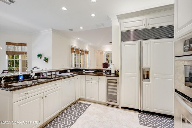 409 S Palm Island Circle, Indian River Shores, FL 32963