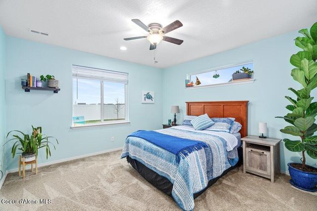 6024 W Quinn Way, Rathdrum, ID 83858