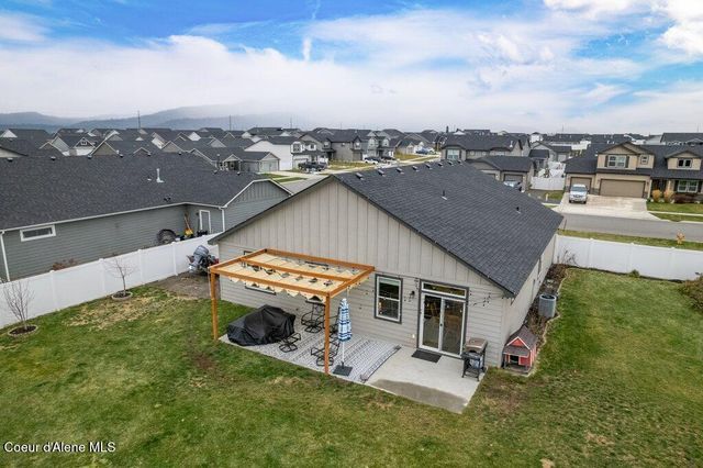 6024 W Quinn Way, Rathdrum, ID 83858