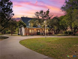 349 Apex Avenue, New Braunfels, TX 78132