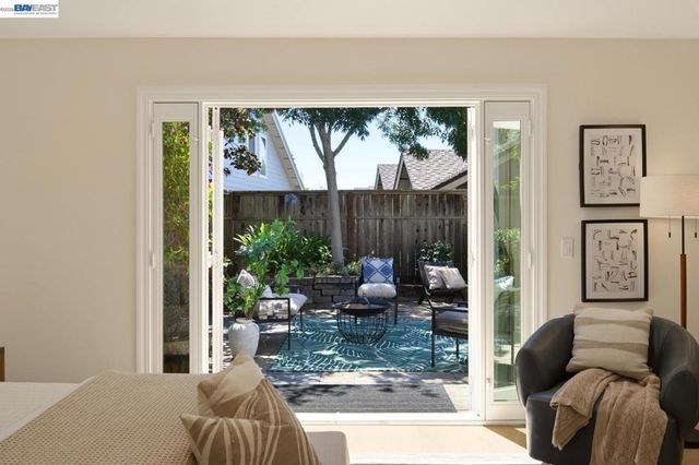 135 Avington Rd, Alameda, CA 94502