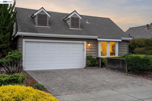 135 Avington Rd, Alameda, CA 94502