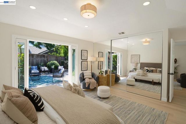 135 Avington Rd, Alameda, CA 94502