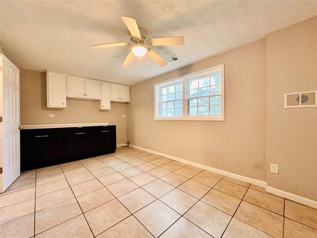 6150 Mallory Road, Atlanta, GA 30349