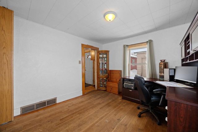 225 E Centre Street, Footville, WI 53537