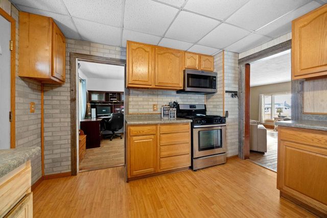 225 E Centre Street, Footville, WI 53537