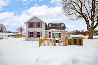 225 E Centre Street, Footville, WI 53537