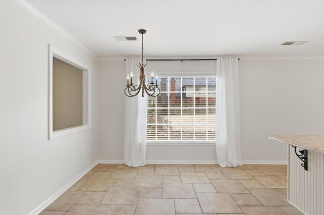 2108 PRESTWICK DR, Germantown, TN 38139