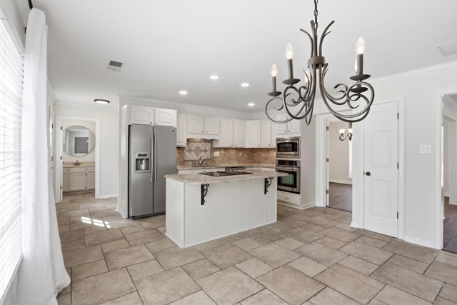 2108 PRESTWICK DR, Germantown, TN 38139