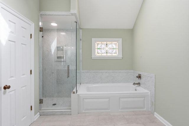 2108 PRESTWICK DR, Germantown, TN 38139