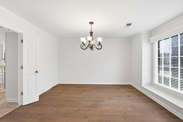 2108 PRESTWICK DR, Germantown, TN 38139