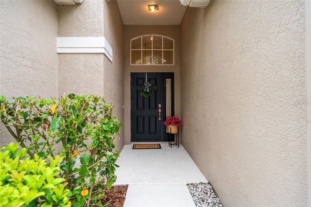 8210 CANARY CANYON WAY, Tampa, FL 33647