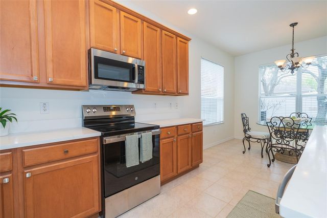 8210 CANARY CANYON WAY, Tampa, FL 33647