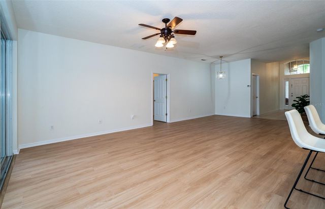 8210 CANARY CANYON WAY, Tampa, FL 33647