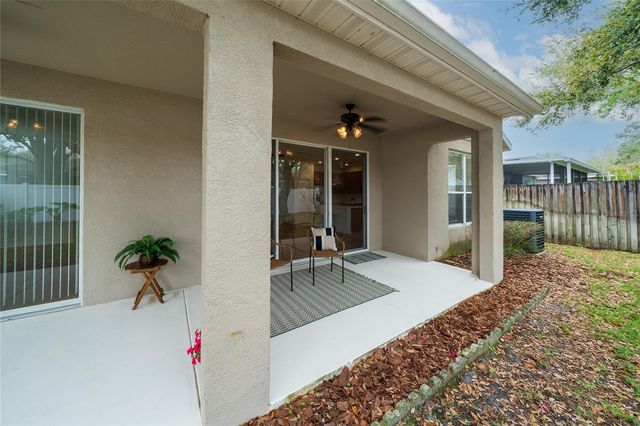 8210 CANARY CANYON WAY, Tampa, FL 33647