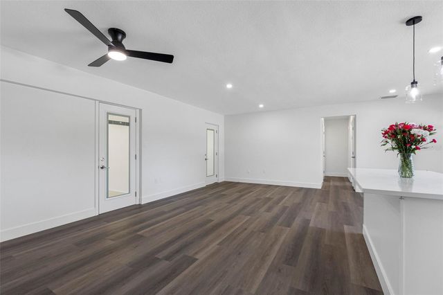 11572 63RD AVENUE, Seminole, FL 33772