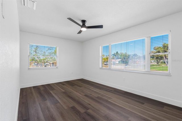 11572 63RD AVENUE, Seminole, FL 33772